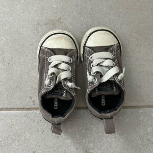 Grey size 6 converse
